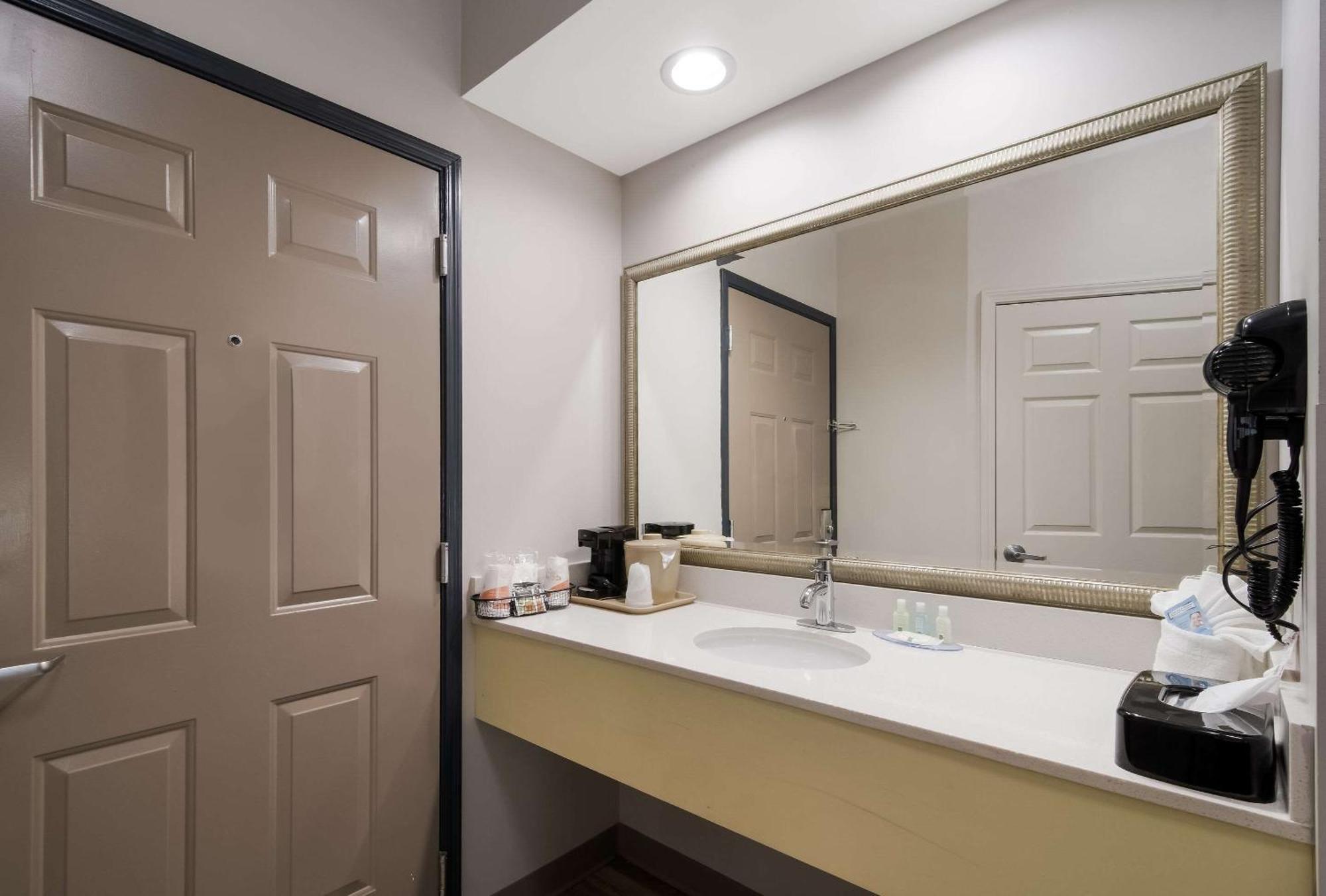 Quality Inn Goldsboro Zewnętrze zdjęcie