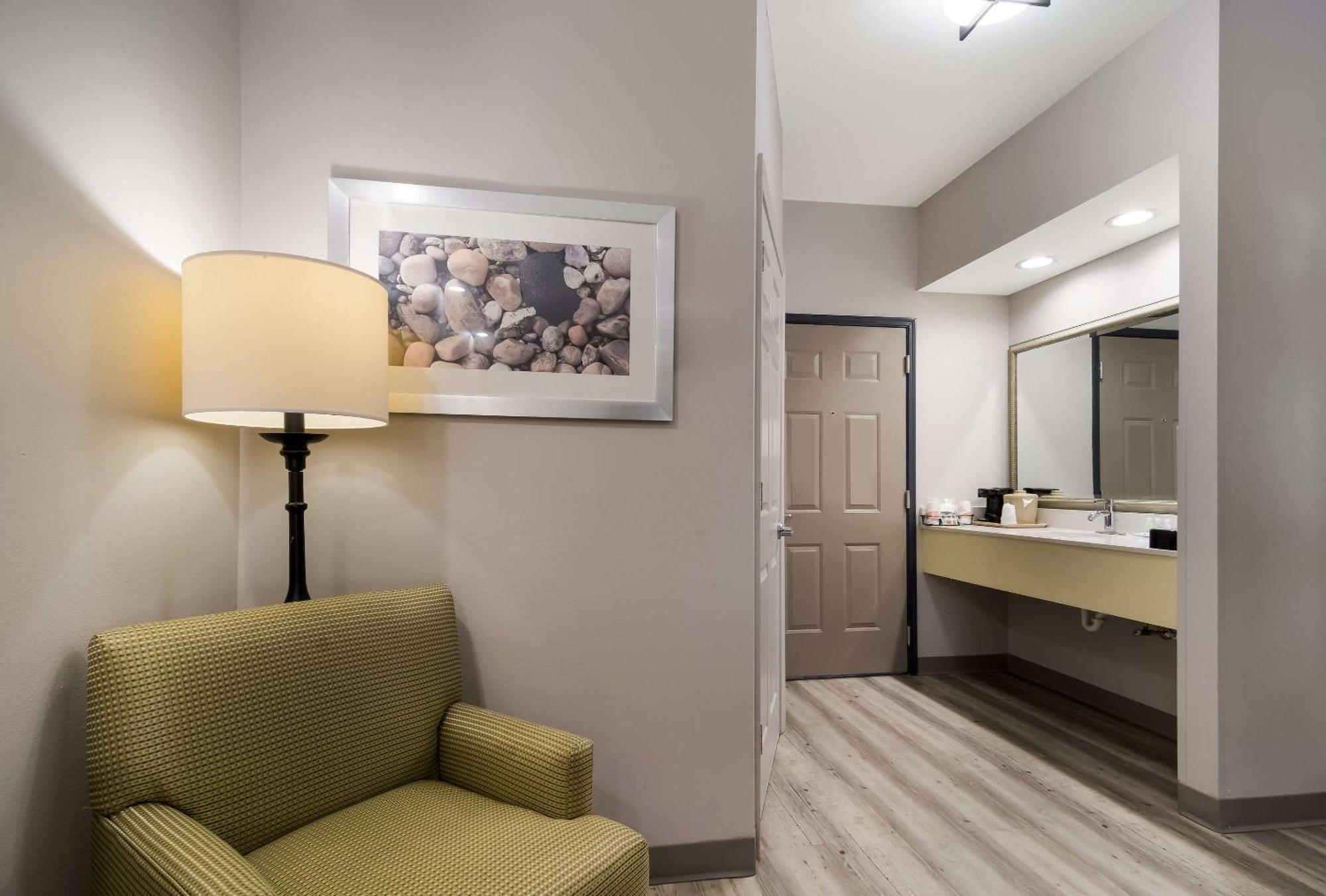 Quality Inn Goldsboro Zewnętrze zdjęcie