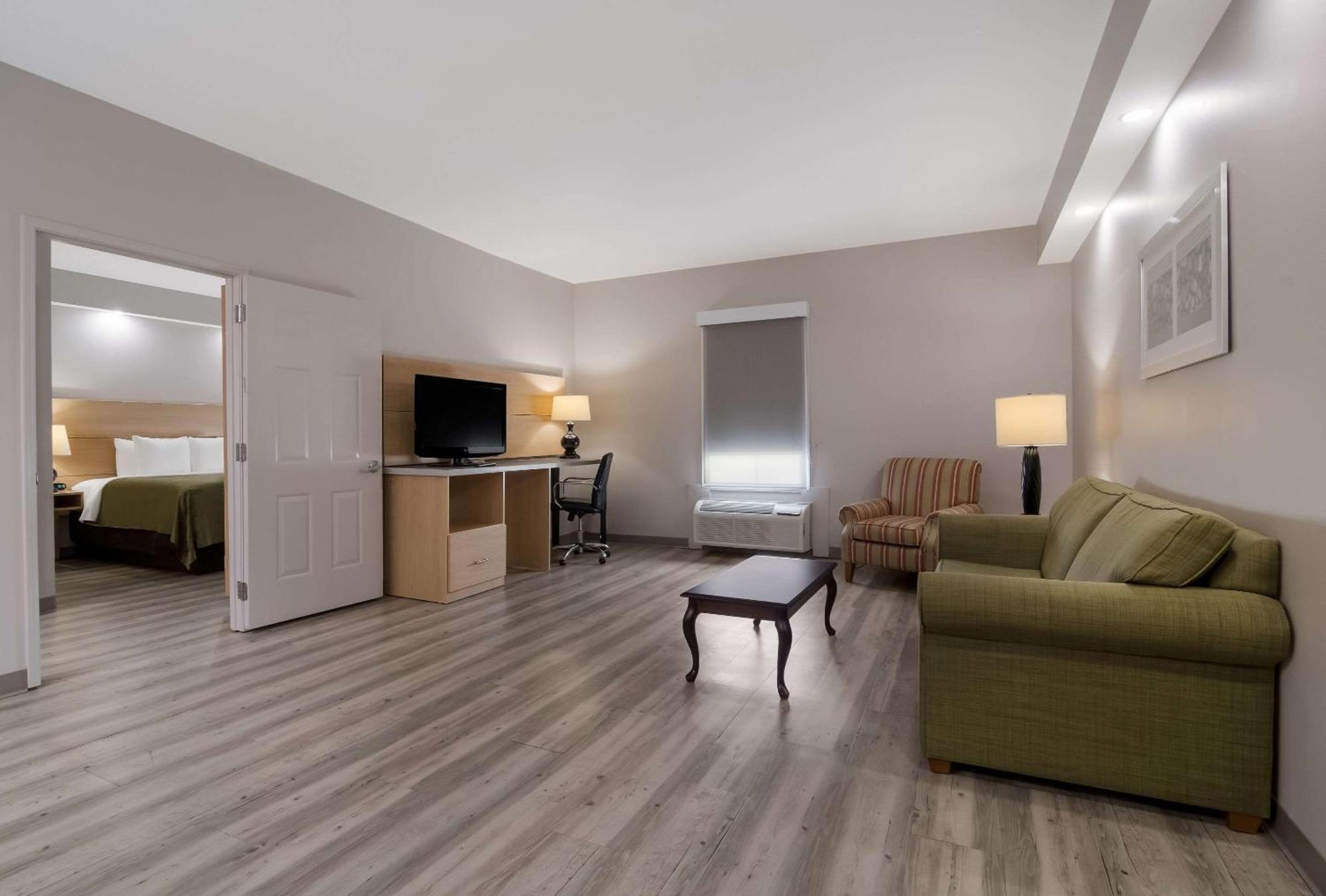 Quality Inn Goldsboro Zewnętrze zdjęcie